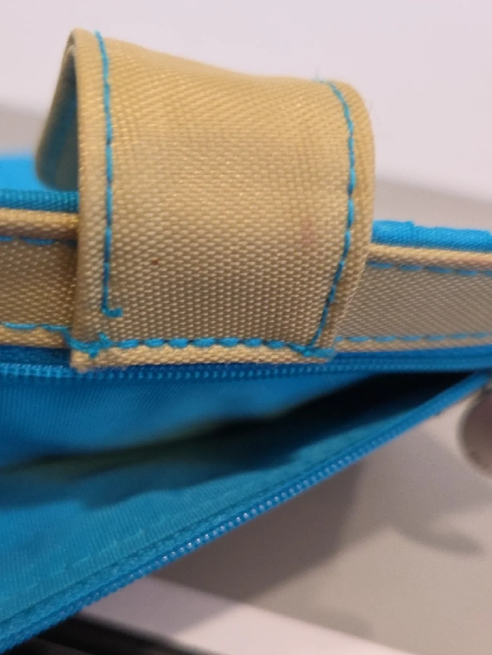 Travelon Canvas Floral-Print Women’s Wallet - Beige - Picture 8 of 8